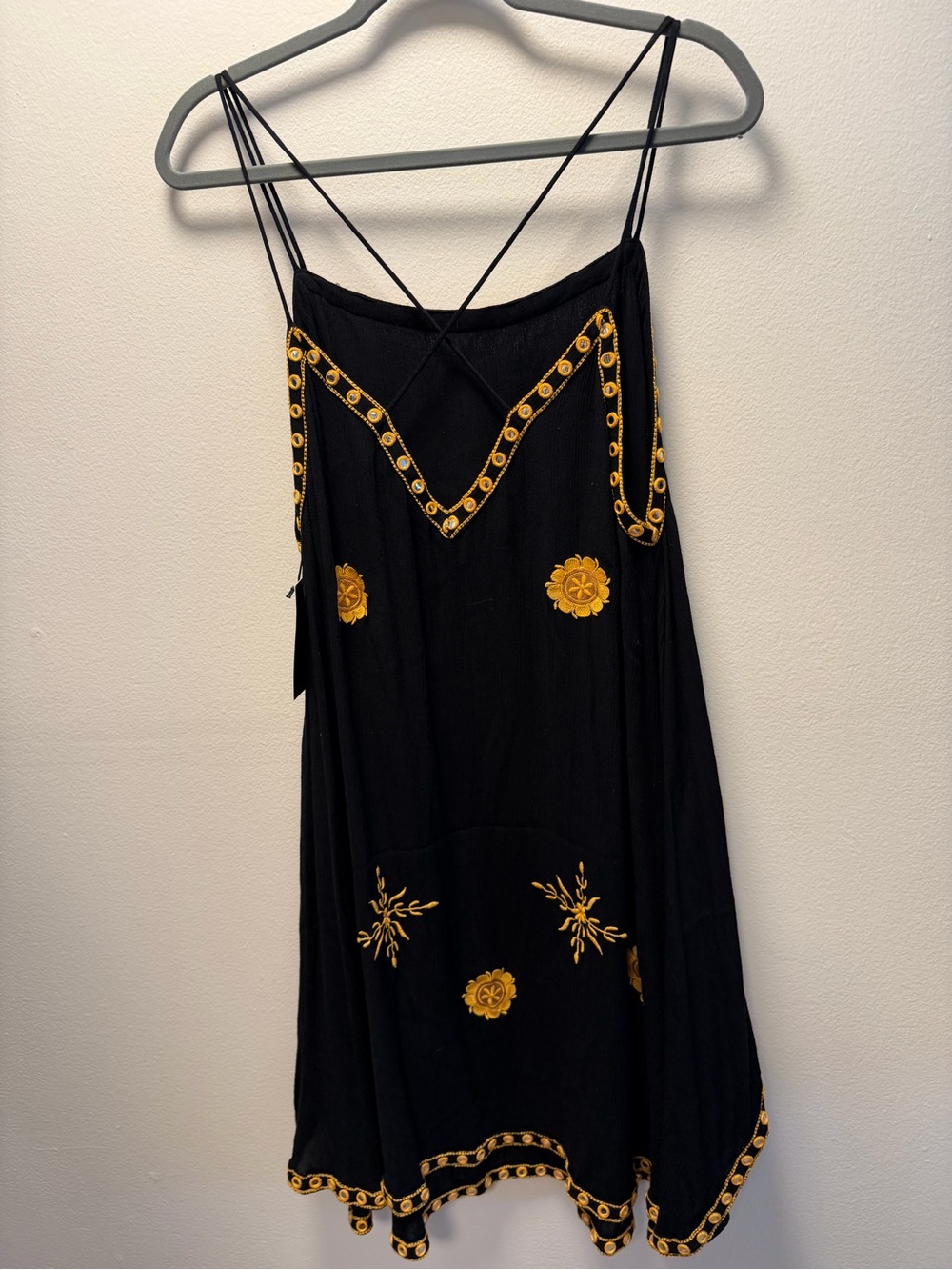 L & B Black Rayon Md in India Strappy Sun Dress Criss Cross Back Gold Embroidery - Picture 5 of 9